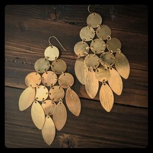 Gold party earrings!